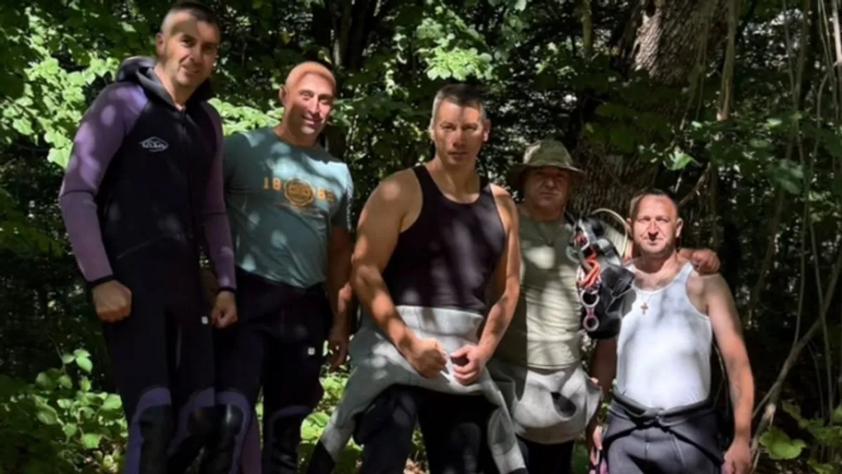 Kako je sve izgledalo, Nešić je dočarao kroz fotografije koje je objavio na svojim profilima