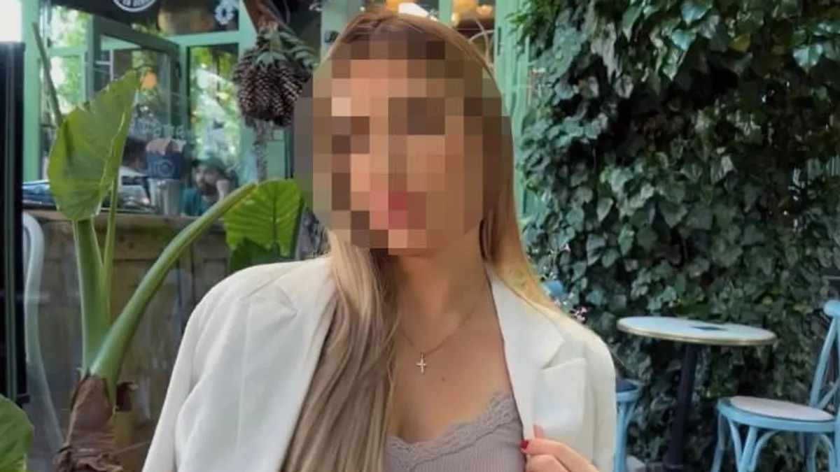 Lica koja su upravljala plovilom nisu ni obratili pažnju da Tijana doziva u pomoć i da maše rukama željeći da se vožnja prekine - navodi se u saopćenju neutješne porodice