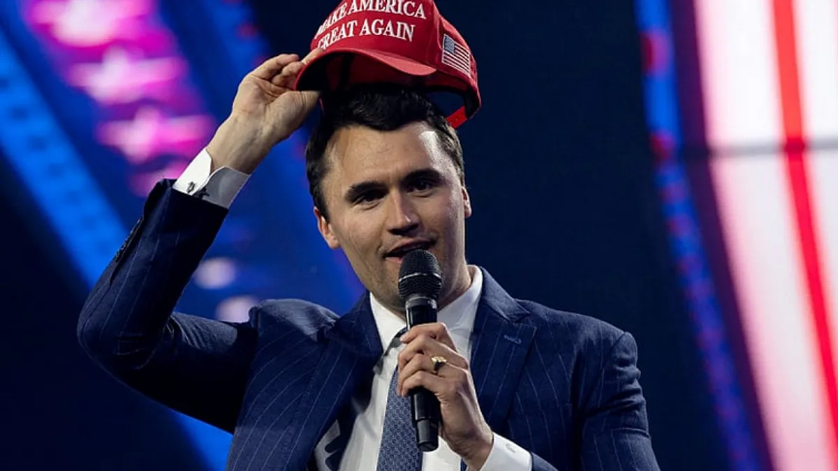 FBI objavio slike osumnjičenog za ubistvo Charlie Kirka