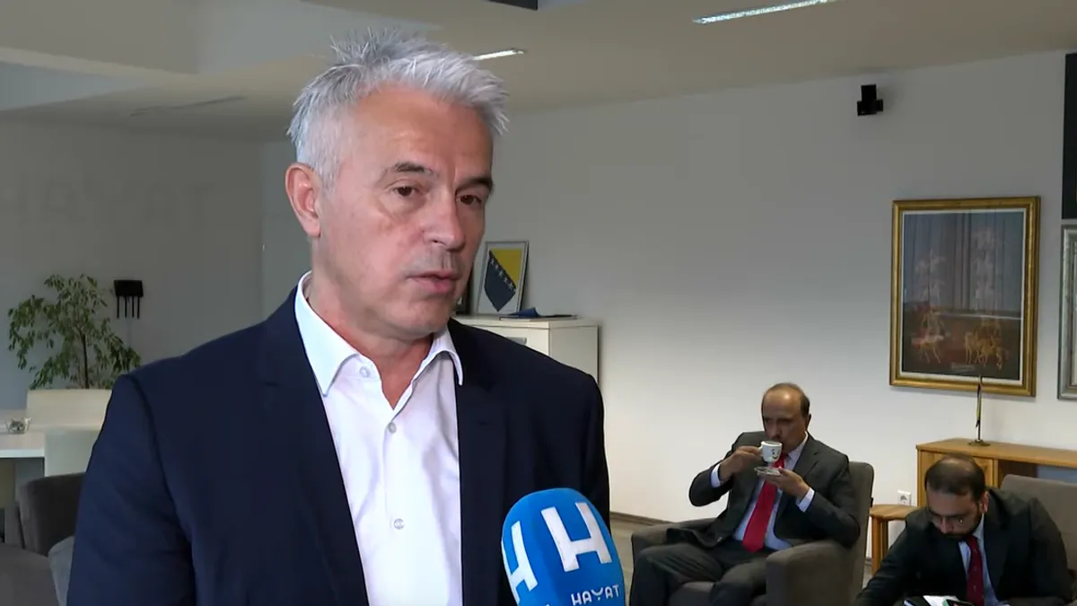 Tokom posjete razgovarano je o značaju medijske saradnje, ali i jačanju odnosa između dvije prijateljske države u oblastima obrazovanja, kulture i privrede.