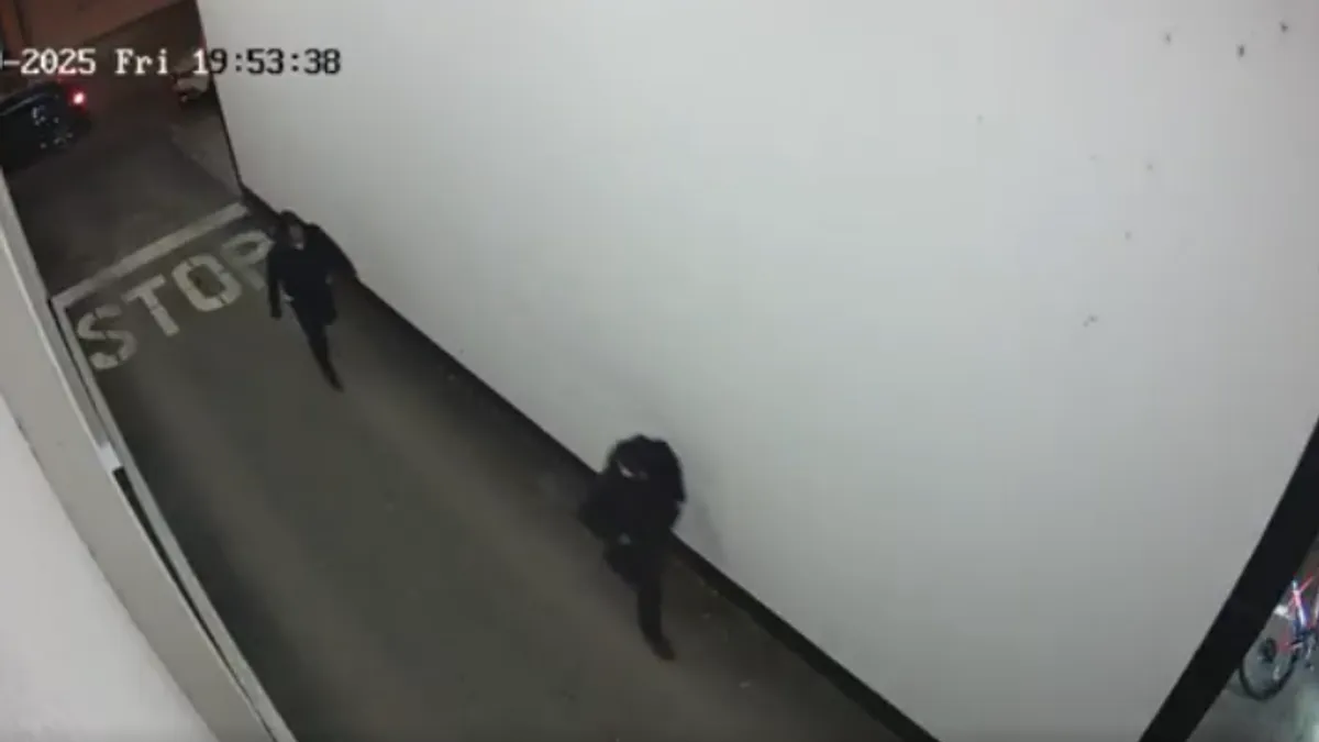 Pozvao je sve koji imaju bilo kakvu informaciju o počiniocima da takva saznanja dostave policiji ili njemu lično