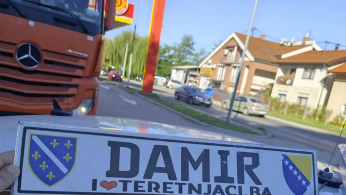 I vozač Damir dobio kaznu zbog ljiljana: Oduzeli su mi tablicu, kažu da sam njome provocirao građane