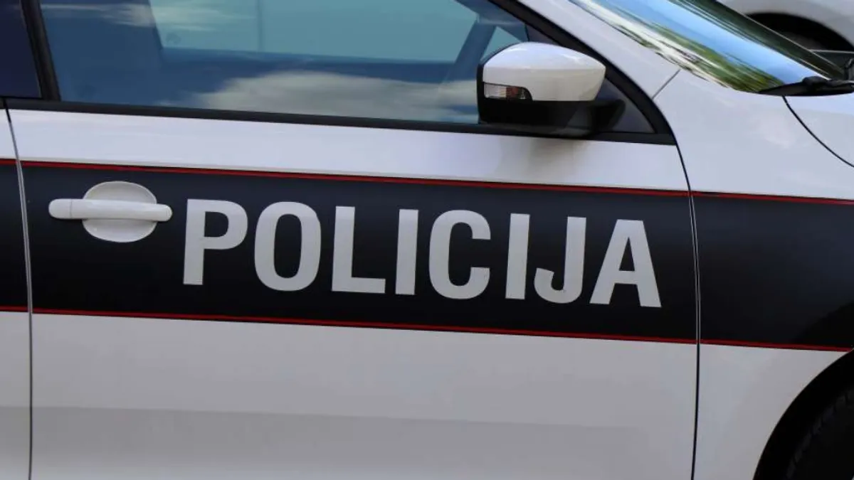 U službenom vozilu razvozio drogu: Dostavljač ćevabdžinice osuđen na godinu dana i dva mjeseca