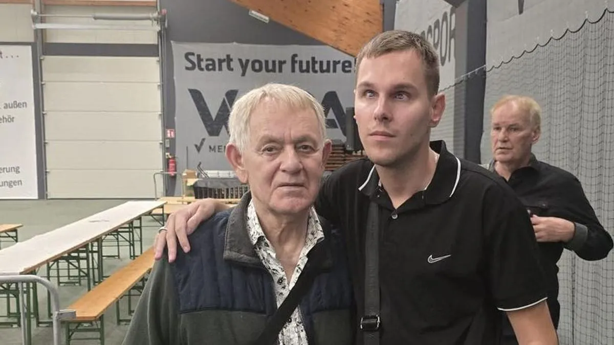 Sudbina mu je uzela vid, a njegov glas osvaja duše: Priča o Andreasu Marinoviću