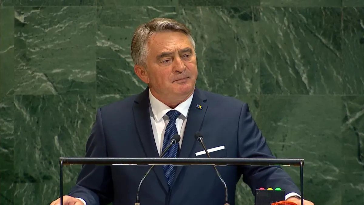 Drugim riječima – jučer nismo smjeli da se branimo, danas ne smijemo da živimo kao normalni ljudi