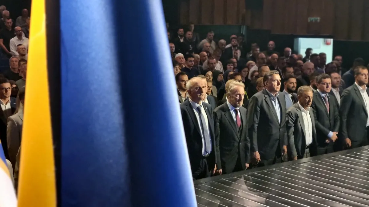 Izetbegović: S Trojkom tone sve, pa i naš ponos, vratit ćemo pozicije koje su predali SNSD-u i HDZ-u