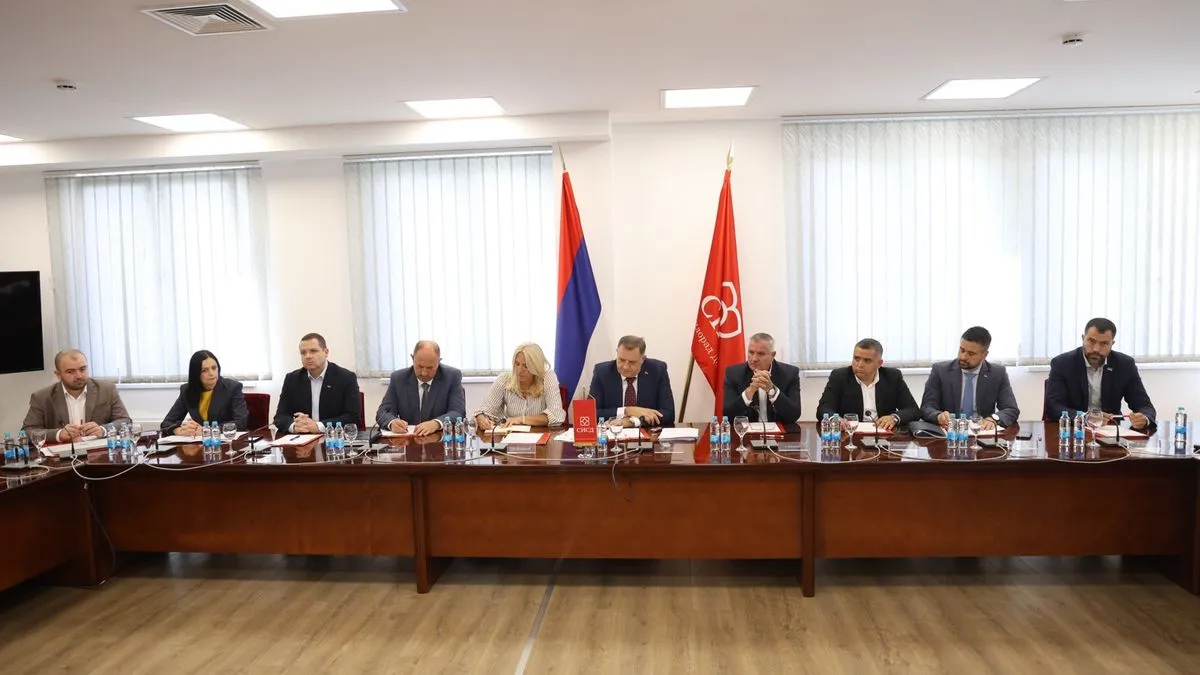 Bursać: Smijenjeni Dodik jači nego Tito na vlasti '72