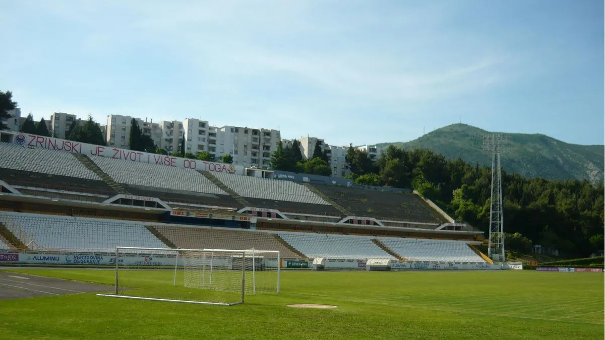 Fudbalski savez Bosne i Hercegovine saopćio je da će utakmica U21 reprezentacija BiH i Izraela na stadionu Pod Bijelim brijegom u Mostaru biti odigrana bez prisustva publike.