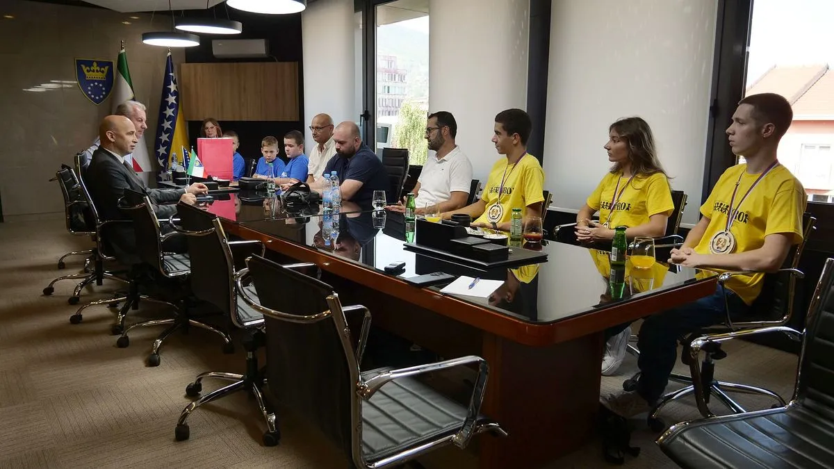 Pivić nagradio mlade robotičare za osvojeno drugo mjesto u Evropi: Ponos porodica, države i svih nas