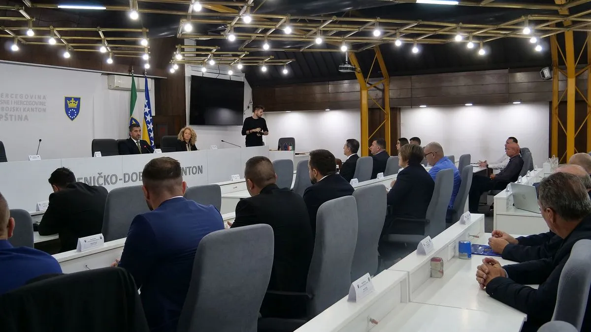 Prema riječima ministra Šabanija, dodatnih 100.000 KM iz ovog budžeta izdvojeno je za dio obaveza u okviru projekta „Čist zrak“