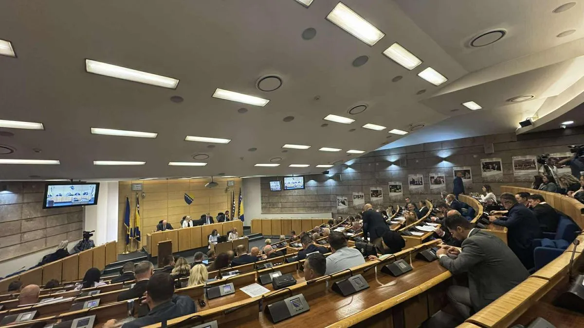  Dosadašnji zakon, smatra Gratz, nije osiguravao jasan udio prihoda od igara na sreću za Fond solidarnosti