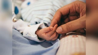 Dječija ruka - beba