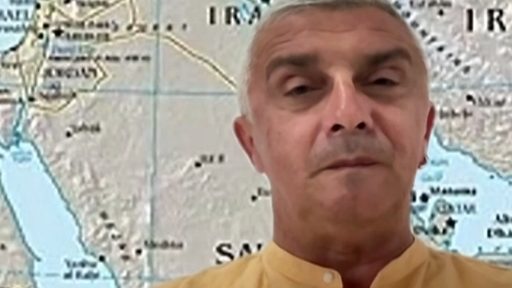 function r(){if(nt(n),n.value===Qg){let o=null;throw new _(-950,o)}return n.value}