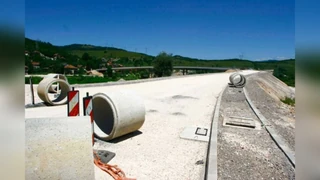 Gradnja prema Makarskoj