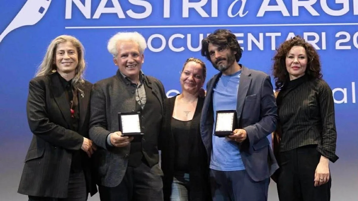 function r(){if(it(n),n.value===Hm){let o=null;throw new D(-950,o)}return n.value}