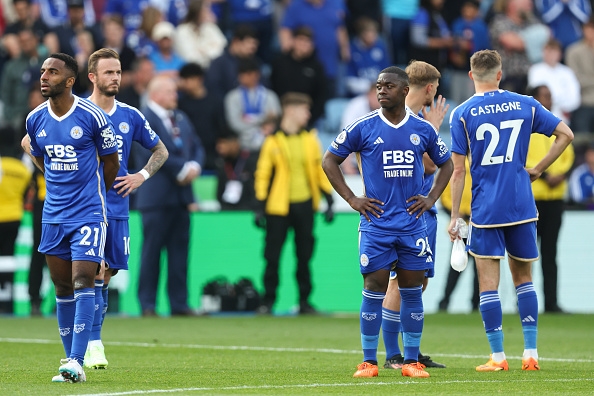 function r(){if(it(n),n.value===Hm){let o=null;throw new D(-950,o)}return n.value}