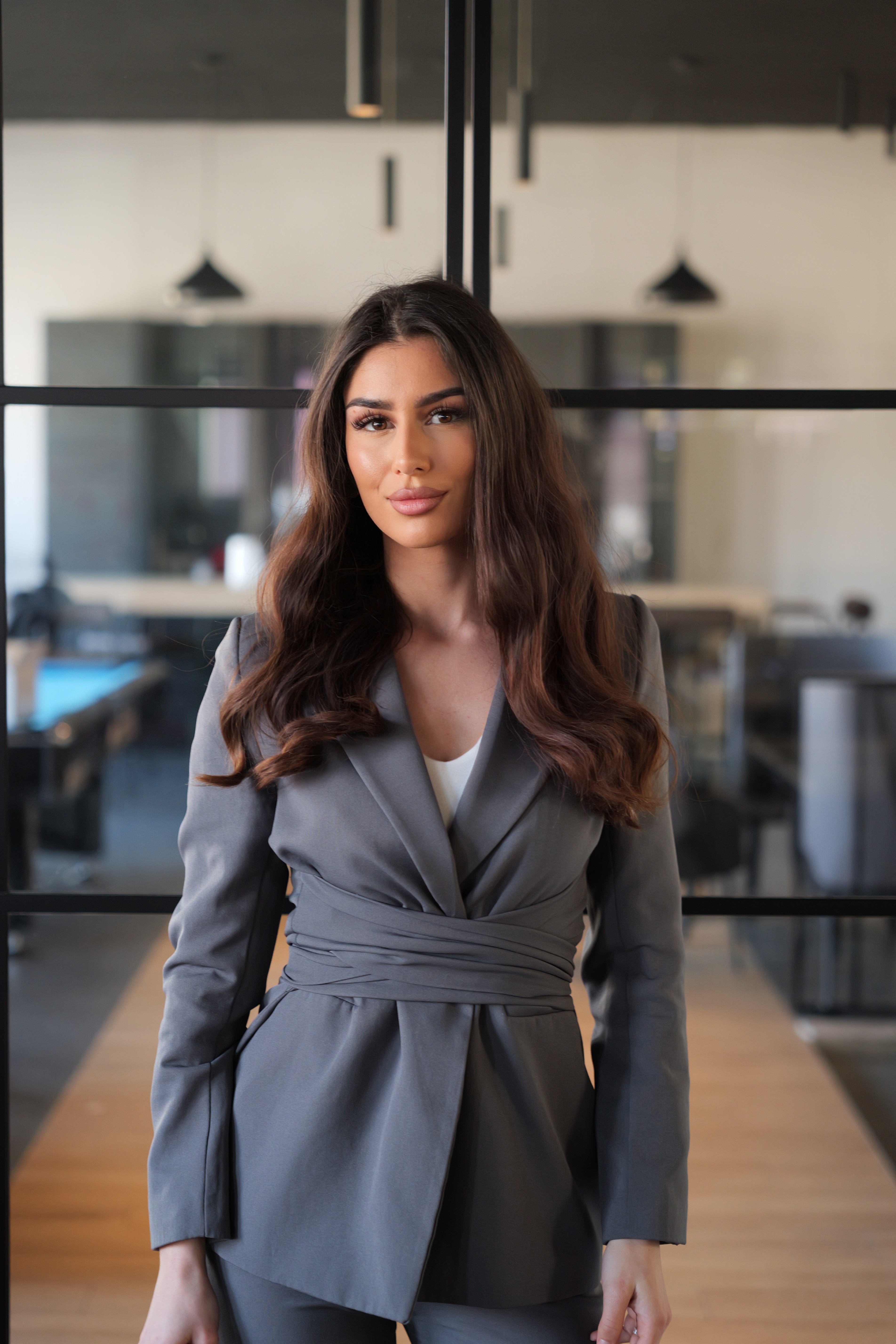 function r(){if(it(n),n.value===Hm){let o=null;throw new D(-950,o)}return n.value}