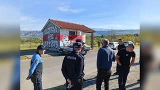 Spriječeno uklanjanje murala Slobodanu Praljku