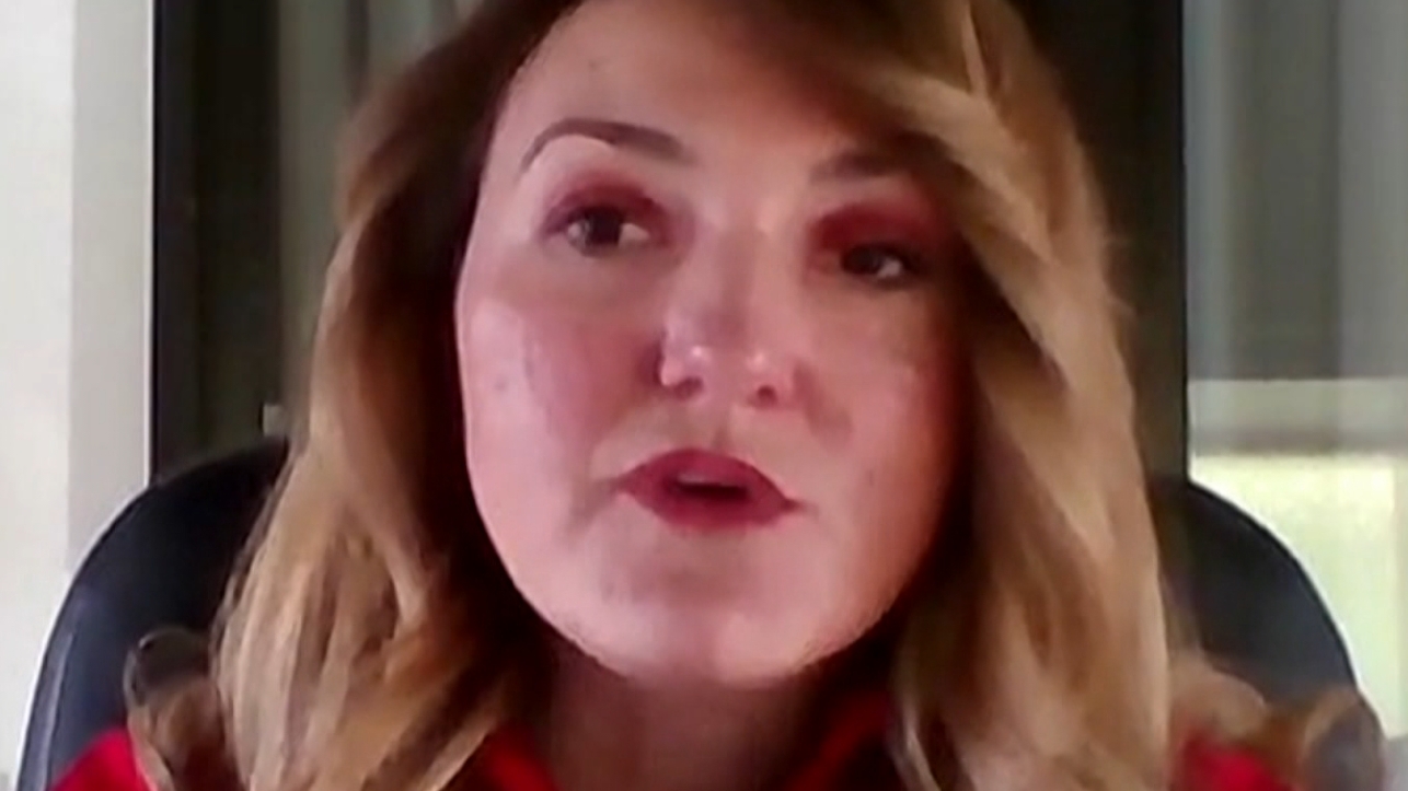 function r(){if(it(n),n.value===Hm){let o=null;throw new D(-950,o)}return n.value}