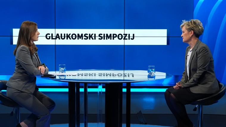function r(){if(it(n),n.value===Hm){let o=null;throw new D(-950,o)}return n.value}