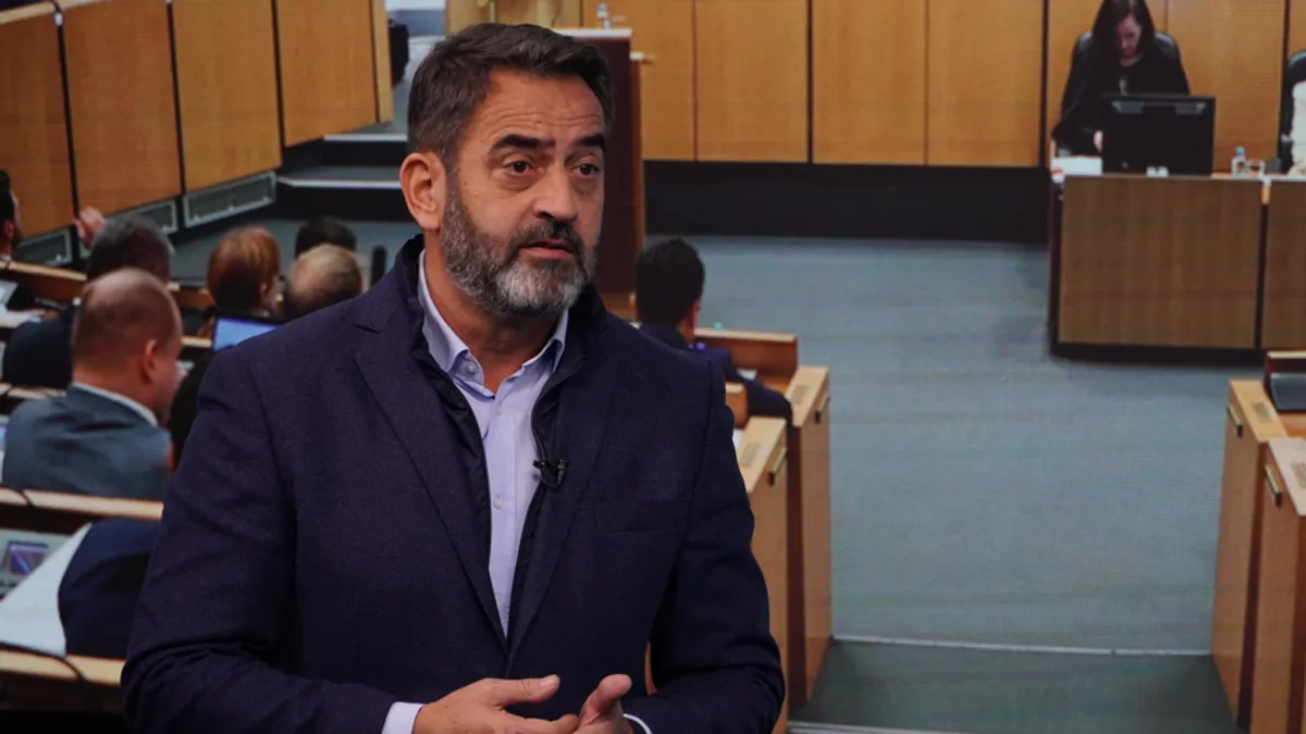 Federacija Bosne i Hercegovine nije usvojila budžet za 2026 u zakonom  predviđenom roku i naredna sjednica Predstavničkog doma FBiH je posvećena upravo toj temi.