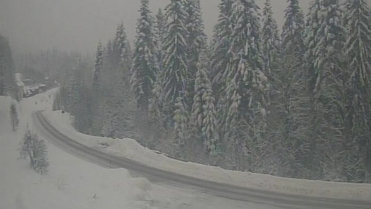 Ceste su jutros zaleđene: Obustavljen saobraćaj na Rostovu