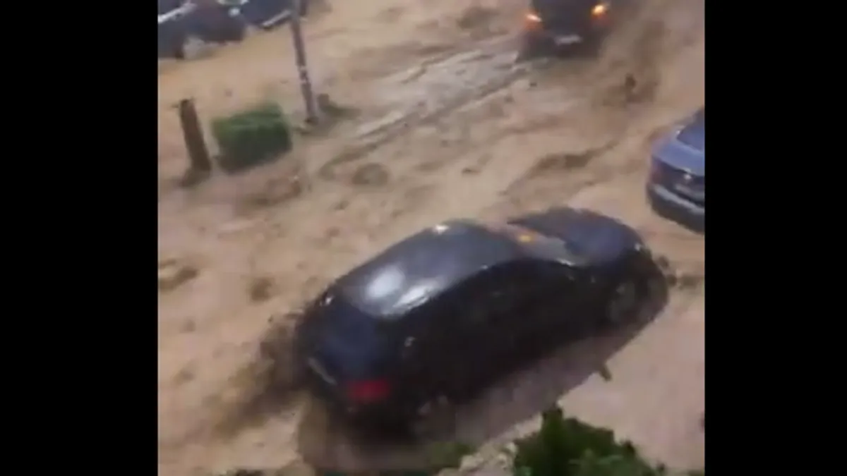 Apokaliptični prizori na Balkanu: Voda nosi sve, tornado poharao imanja, ima mrtvih