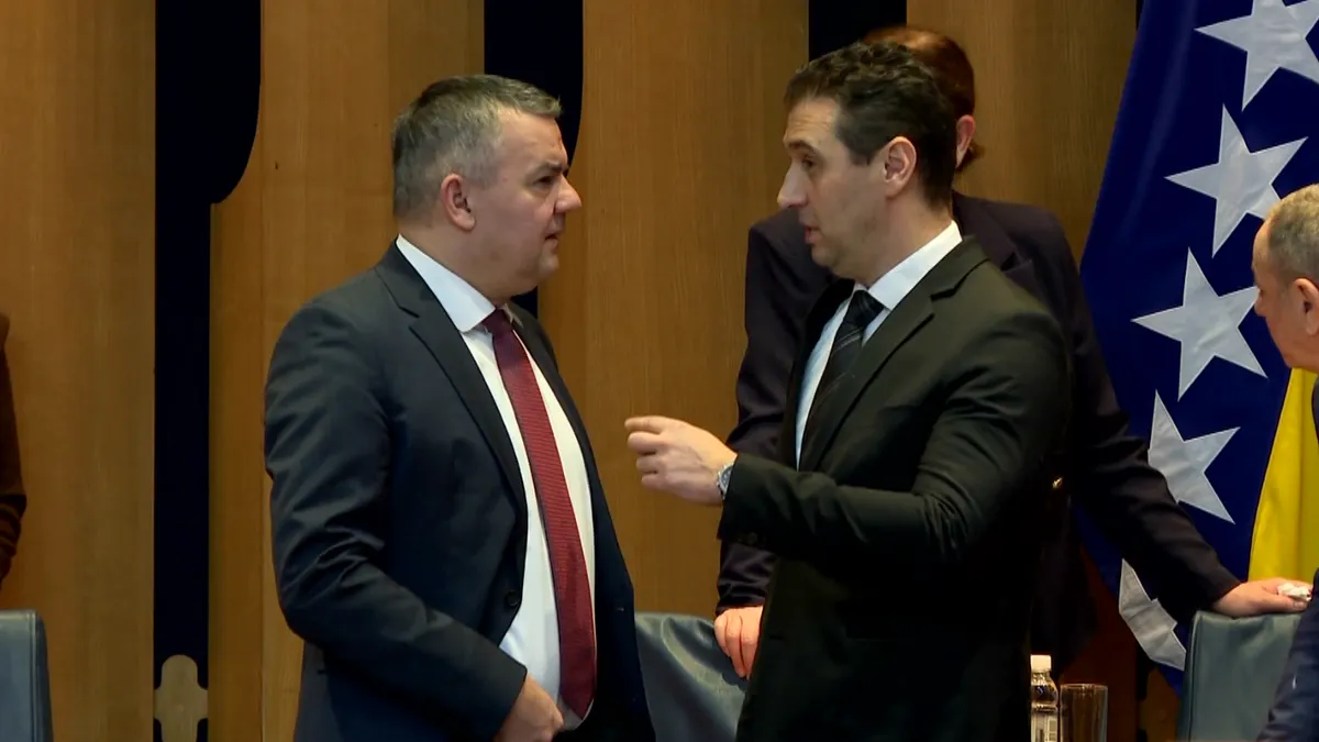 Mrtva trka za evropskim zakonima