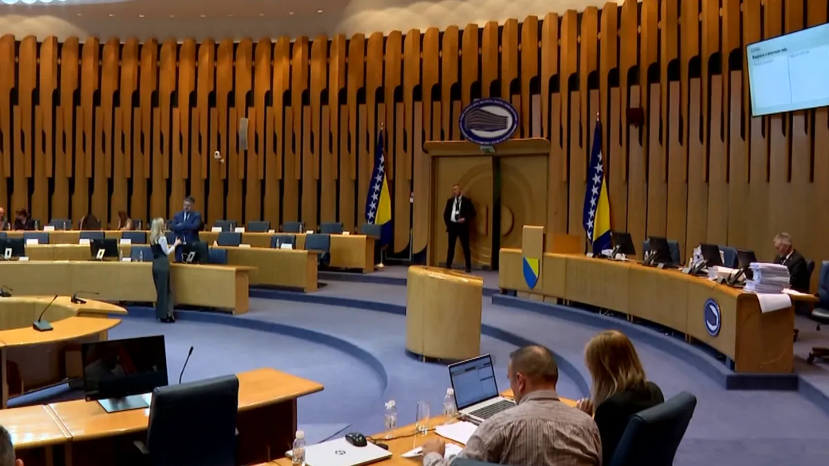 Mrtva trka za evropskim zakonima