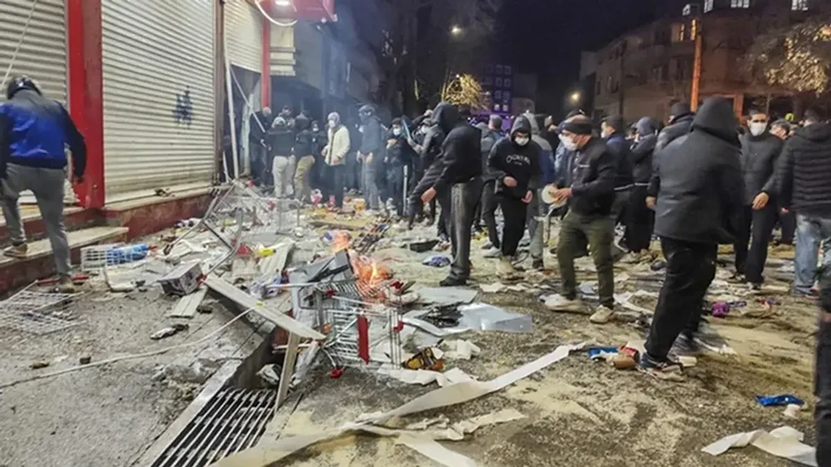 Protesti širom Irana, stigao i odgovor SAD-u: Ako nas napadnu, mi ćemo odgovoriti