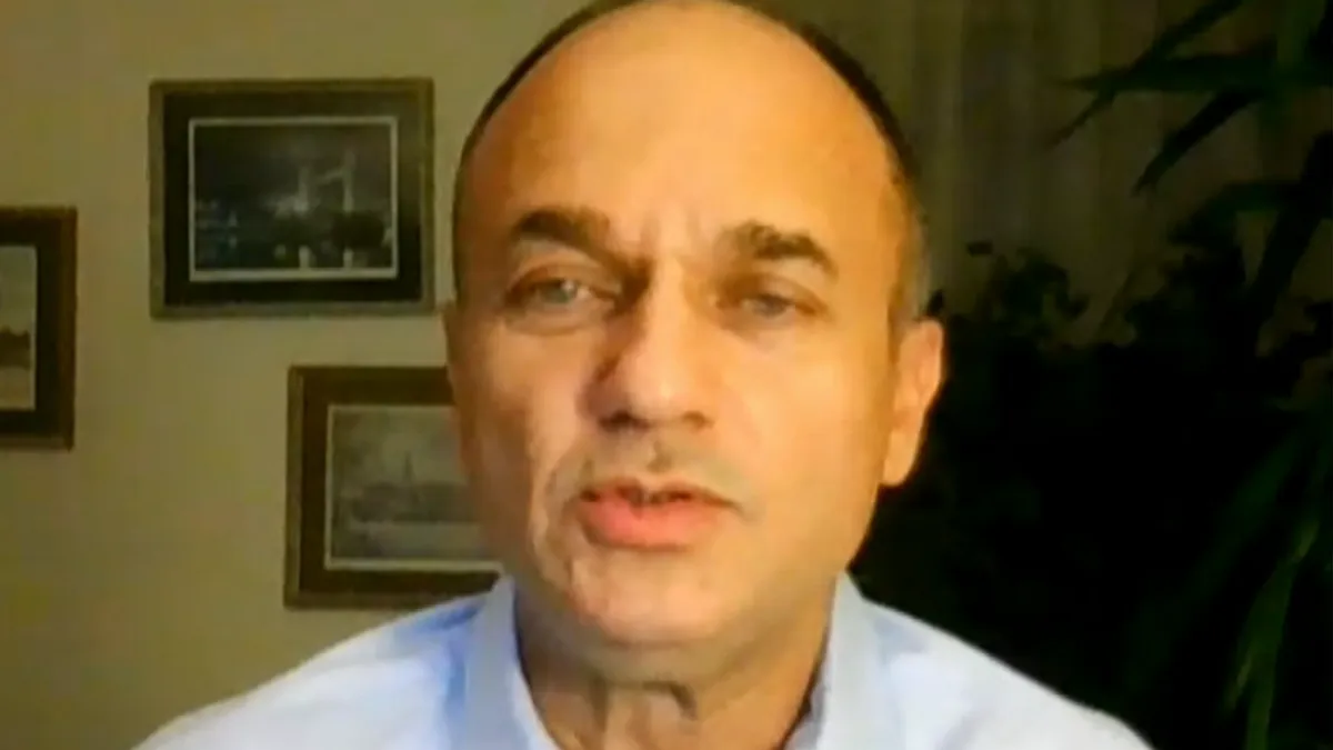 Vuletić za DDBiH: Srpsko društvo istrajava na svojim porazima, što je vrhunska politička glupost