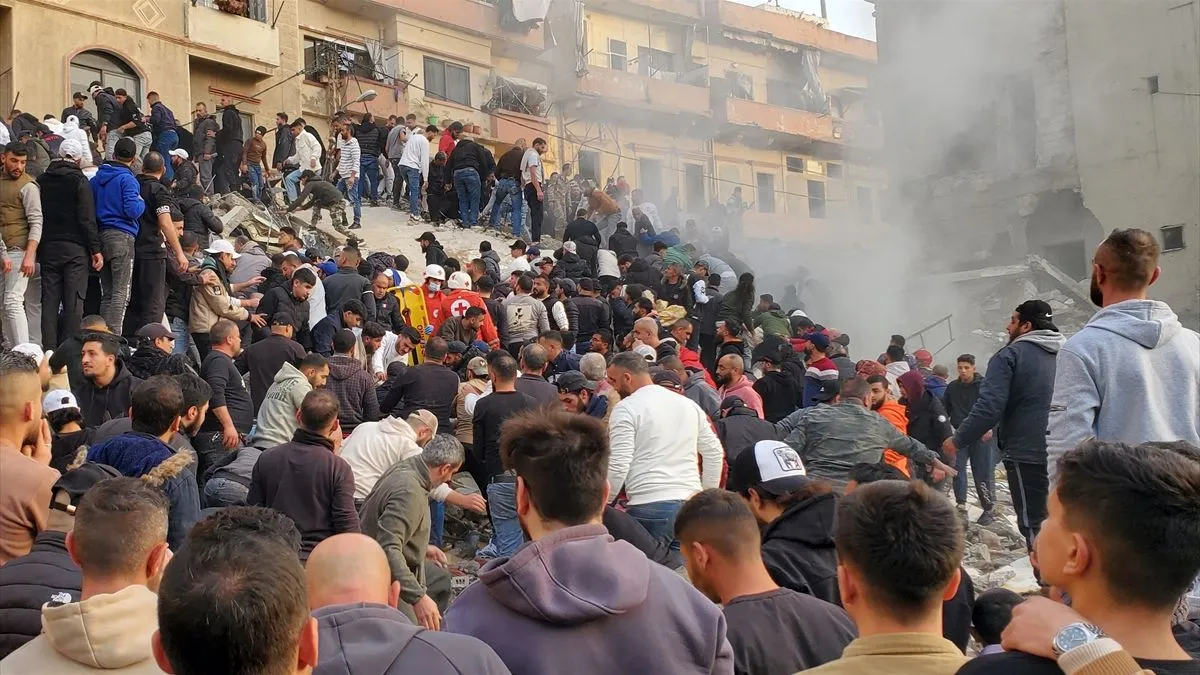 Drama u glavnom gradu: Spasioci izvlače preživjele iz ruševina urušene zgrade u Libiji