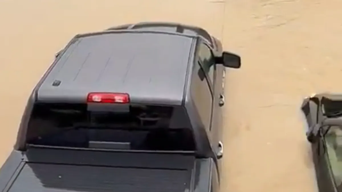 Stravične scene u Evropi: U razornoj oluji nestala djevojčica koja je pokušavala spasiti psa