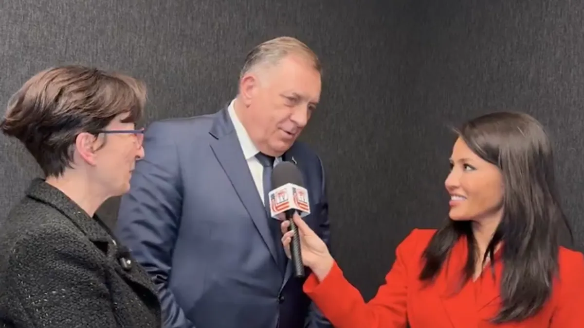 Govorio je i o tome kako je Bidenova administracija sankcionisala čitavu njegovu porodicu