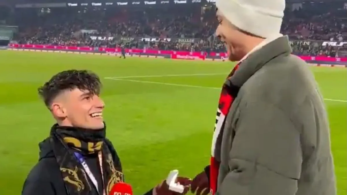 Pretučen nogometni sudija koji je nedavno zaprosio dečka na utakmici pred 50.000 ljudi