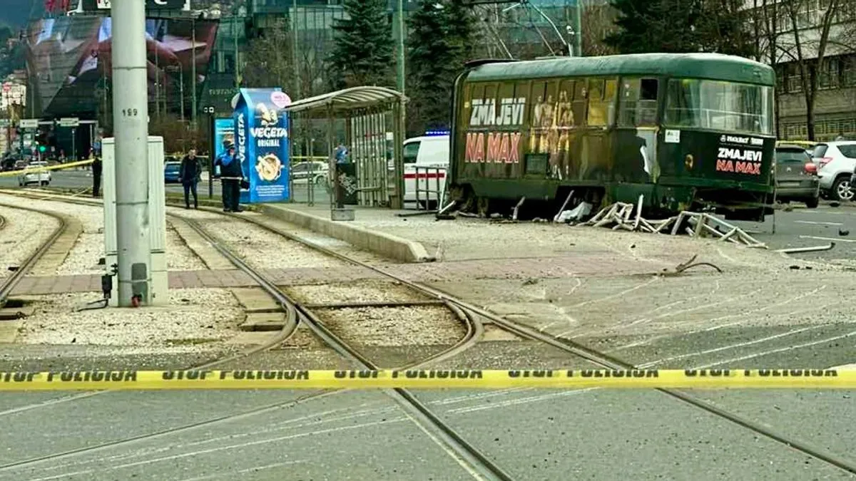 Odbrana vozača tramvaja: Uzrok nesreće je tehnička neispravnost vozila, pokušao je zakočiti