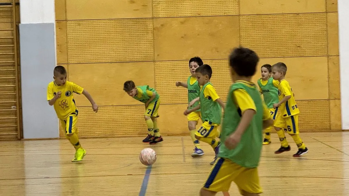 Sportski turizam u praksi: Oko 200 djece na nogometnim pripremama u Vodicama