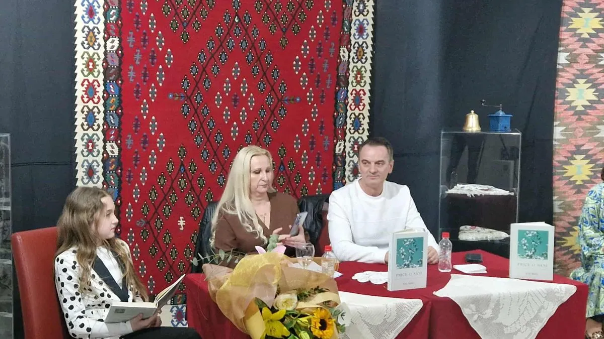 function r(){if(it(n),n.value===Hm){let o=null;throw new D(-950,o)}return n.value}