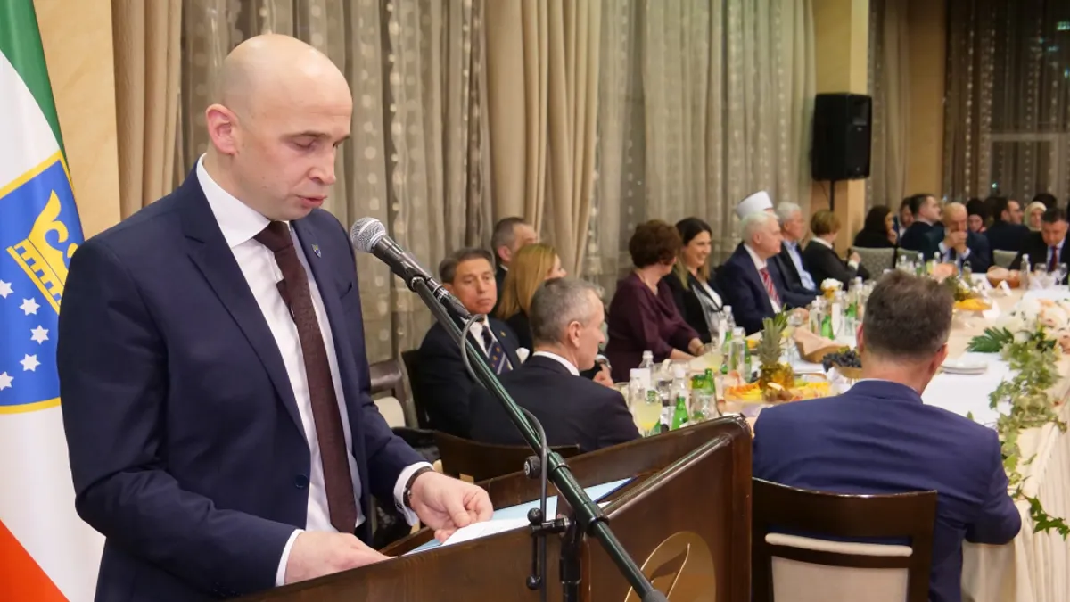 Svečanom akademijom u Zenici obilježen Dan nezavisnosti BiH, gost akademije Ivo Josipović