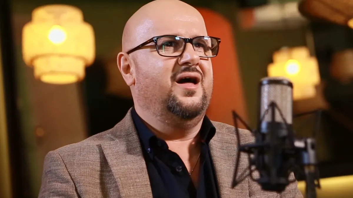 Emir Gljiva - Mirče predstavio novu verziju pjesme 'Kol’ko ima odavde do mora'