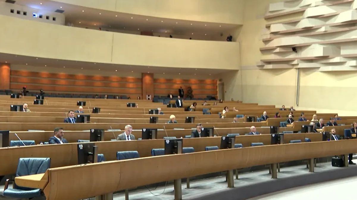 Prijedlog u Parlamentu BiH: Privremeno ukidanje akciza moglo bi sniziti cijene goriva